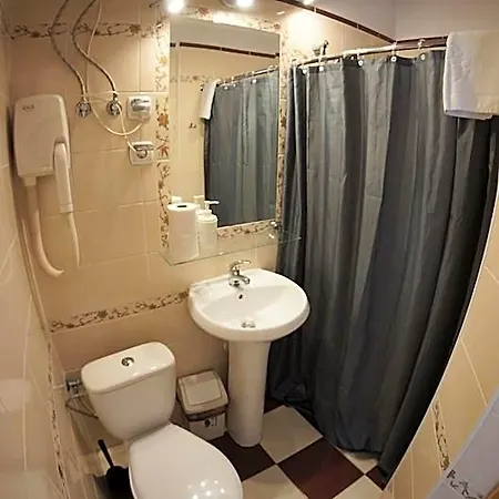 Hotel Metropolitan 3*